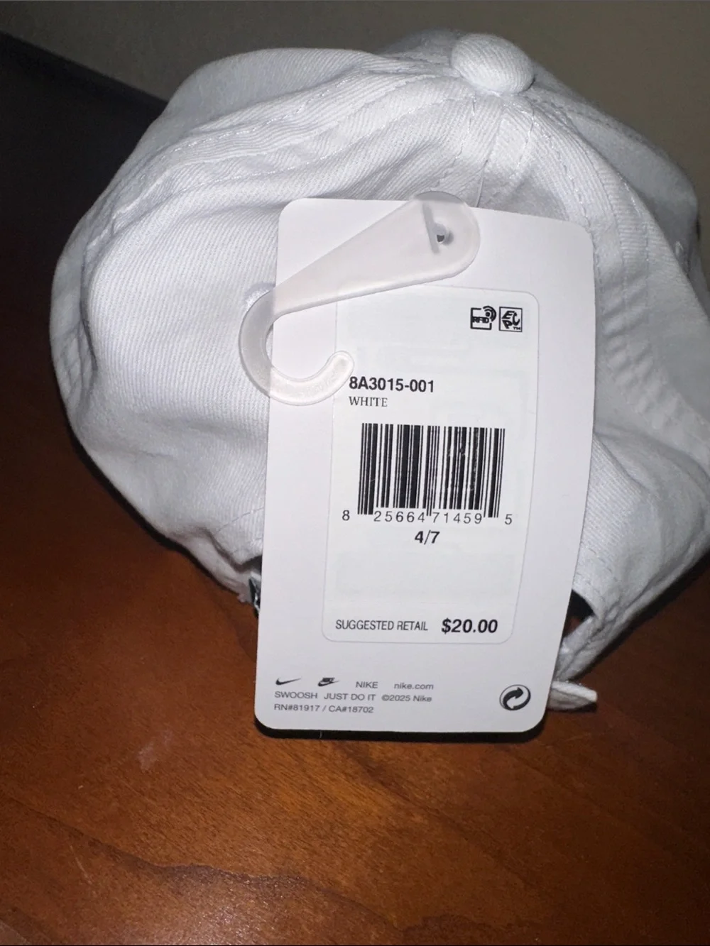 NWT Nike Club Cap 100% Cotton Child White (5-7)